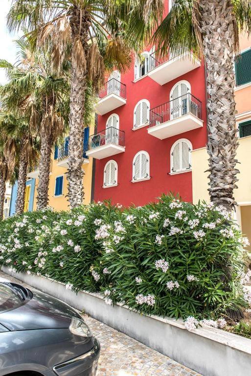 P010 - Porto Recanati, Nuovo Monolocale Fronte Mare Exterior photo